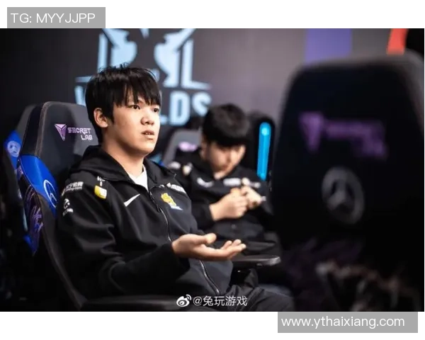 重庆足球队崛起之路:从默默无闻到挑战赛的辉煌历程 重庆足球队崛起之路:从默默无闻到挑战赛的辉煌历程